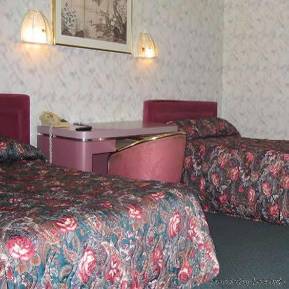 Red Carpet Inn 베를린 외부 사진